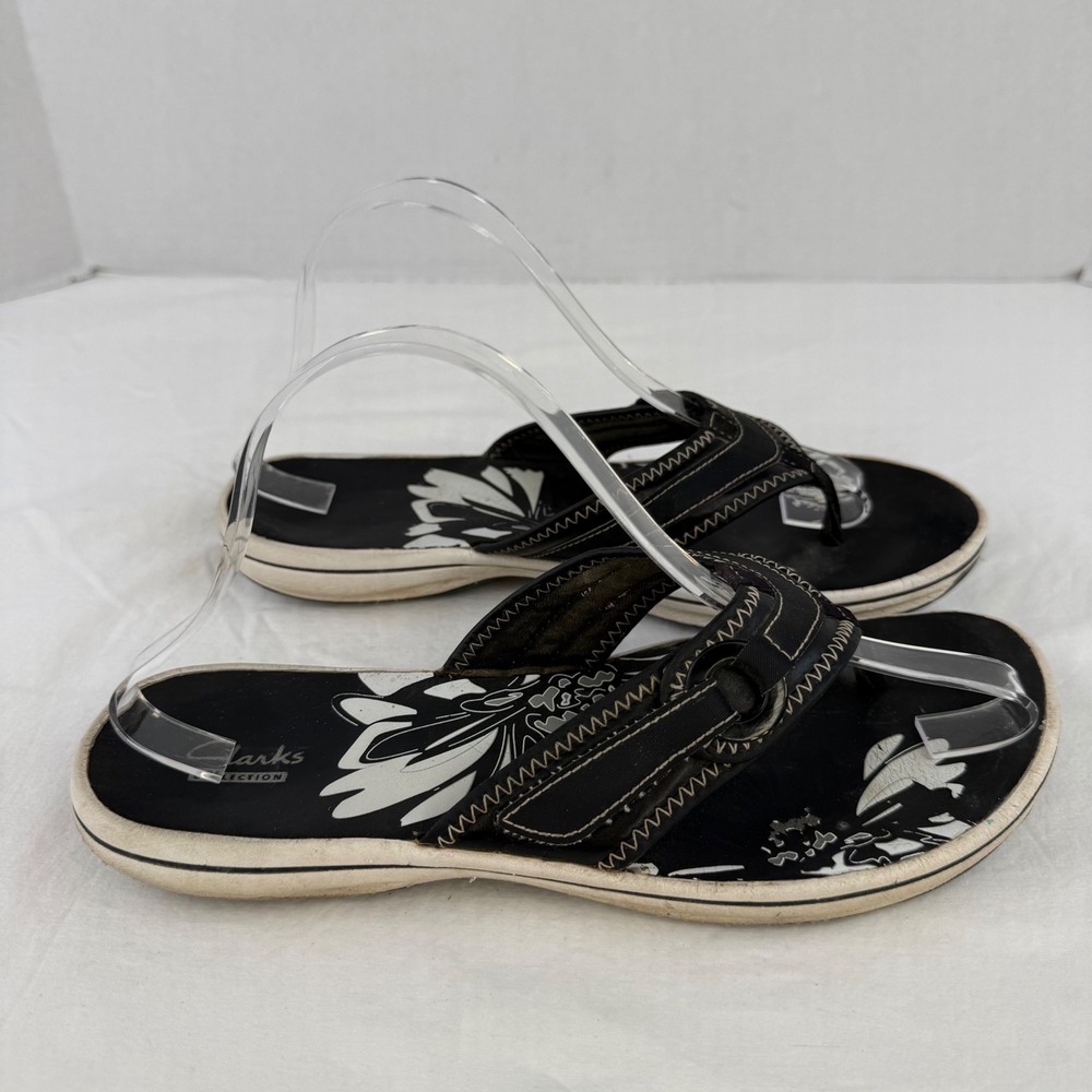 Clarks Collection Womens Black Floral Print Thong Flip Flop Sandals Size 8 - Picture 7 of 9